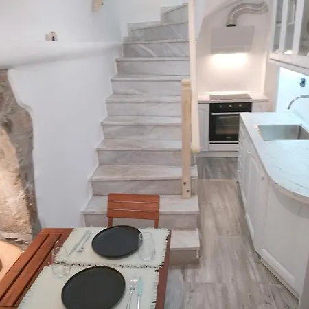 To Spitaki The Little House *